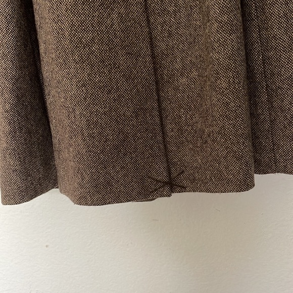 Guess. Size S/P. Color brown - Picture 9 of 13